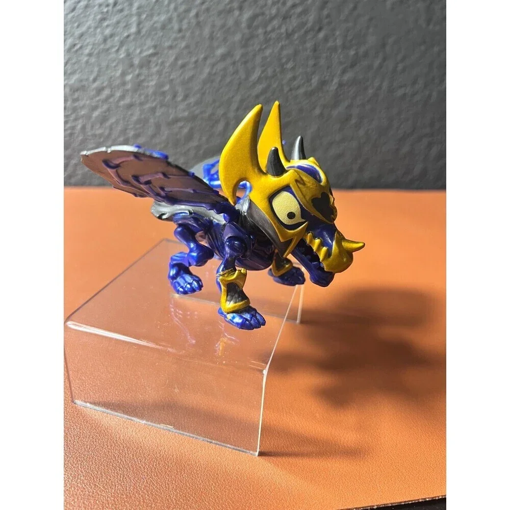 Treasure X Ninjas Gold Shadow Flame Dragon Ultimate Collectible!